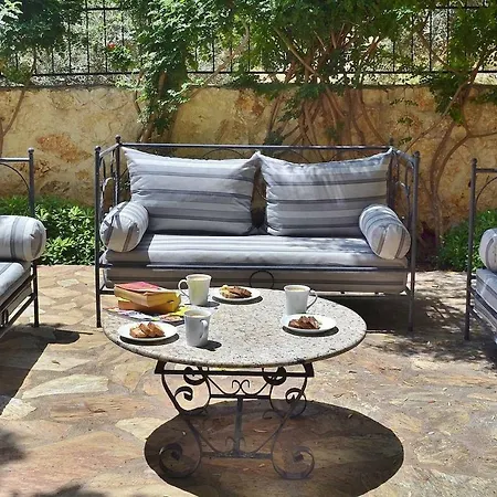 Villa Iskender, Kalkan