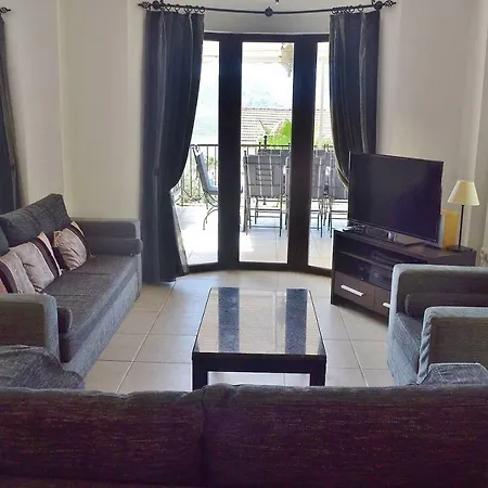 Iskender, Villa